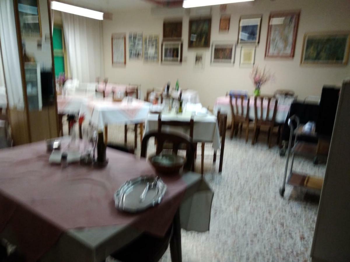 Albergo Villa Canapini Chianciano Terme Exterior foto