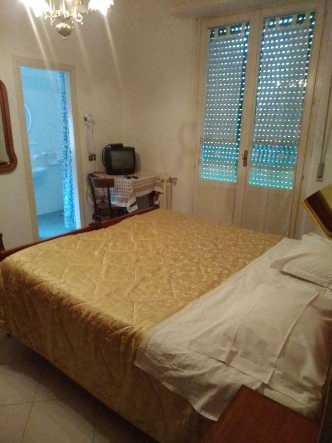 Albergo Villa Canapini Chianciano Terme Exterior foto